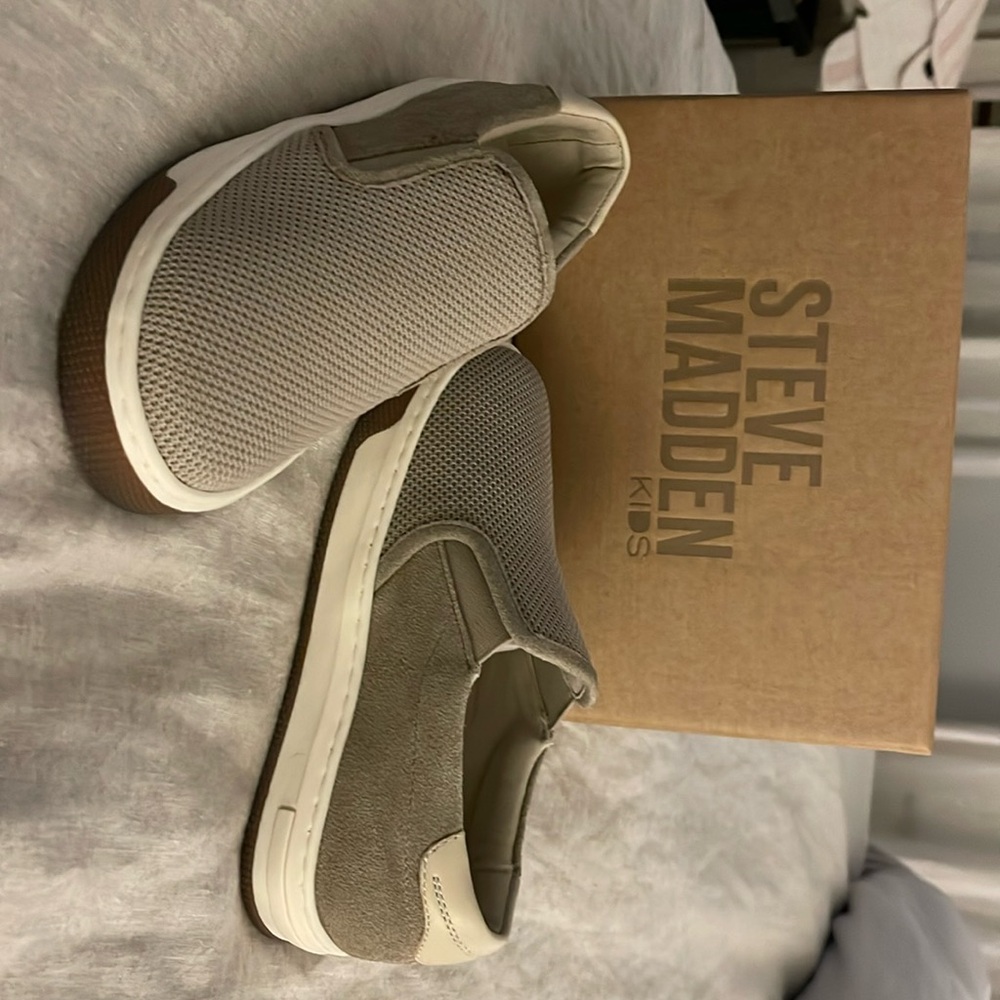 New kids steve madden slip ons.